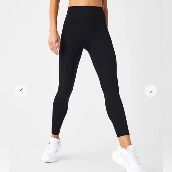 SPANX SPANXshape Booty Boost 7/8 Leggings Black Size Medium - Picture 5 of 11